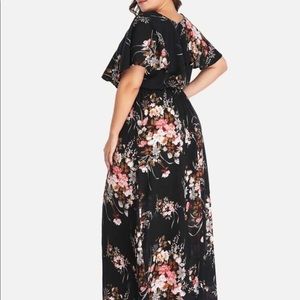 Plus floral v neck dress